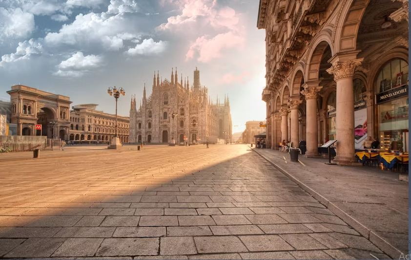 Milan by night walking tour - Image 2